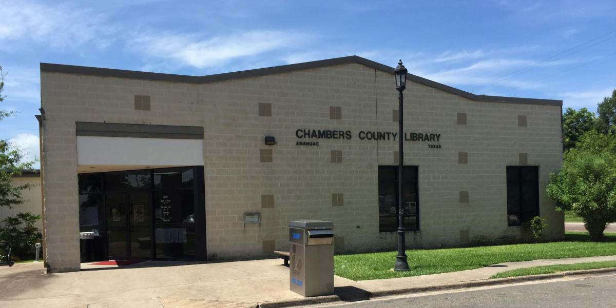 Chambers County Library building exterior